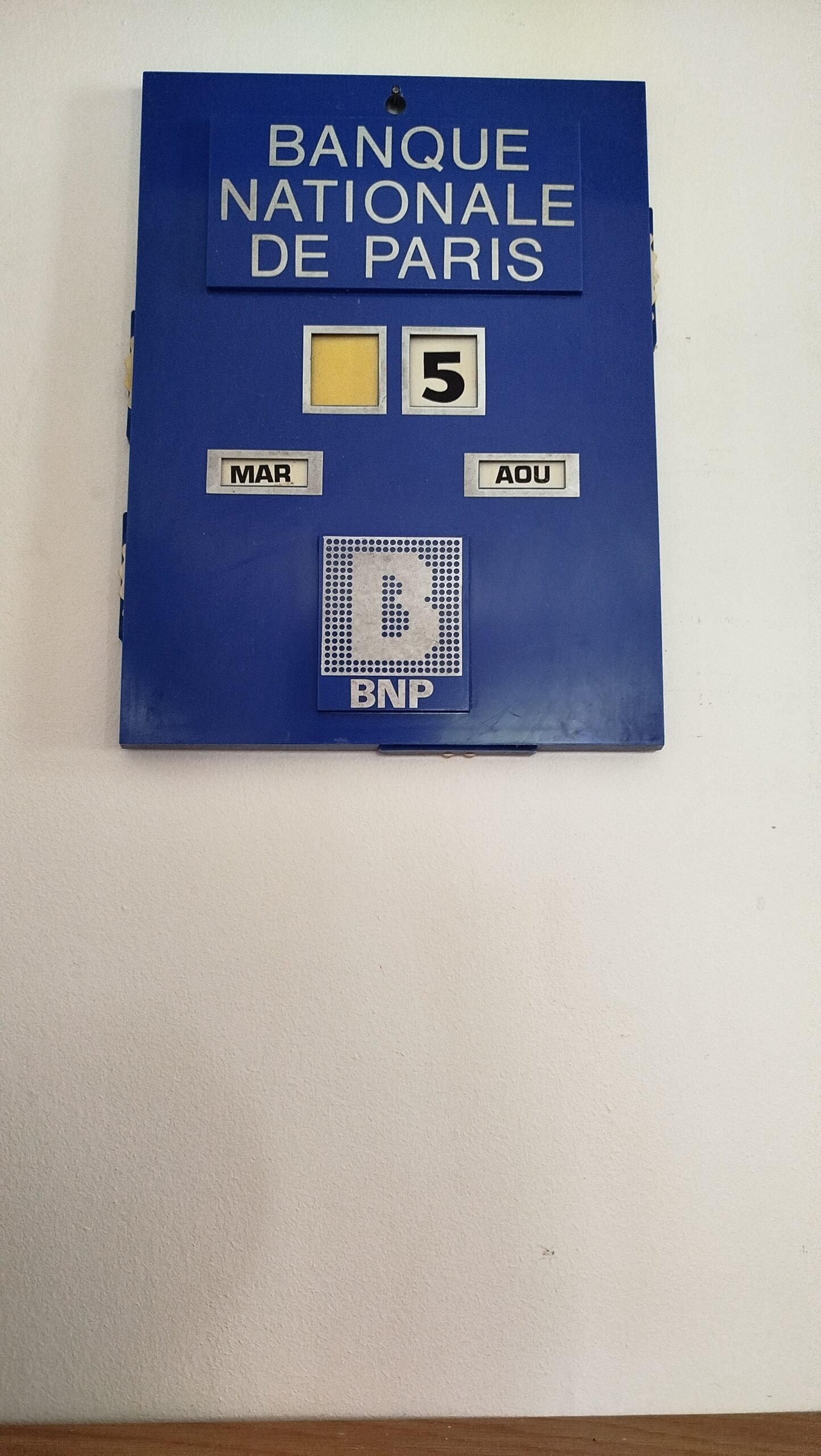 Calendrier perpétuel vintage